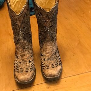 Corral boots